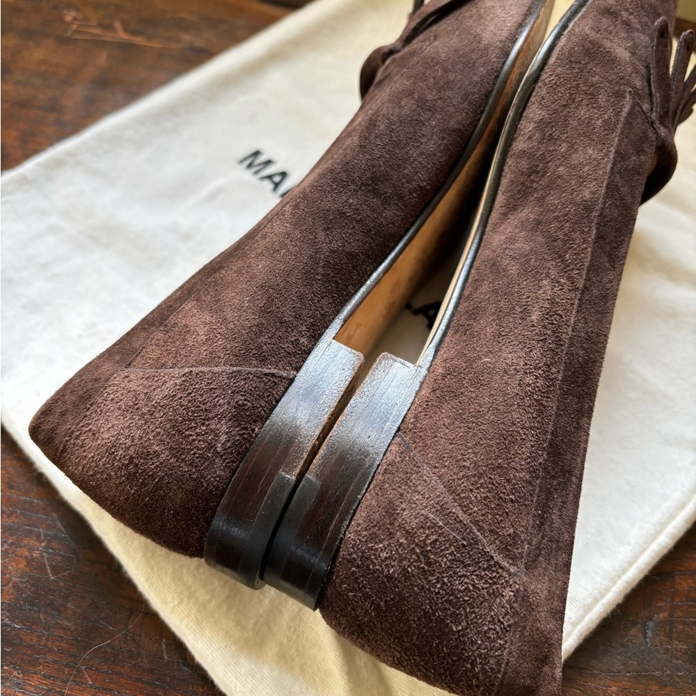 Manolo Blahnik Chocolate Suede Flats - Picture 4 of 5